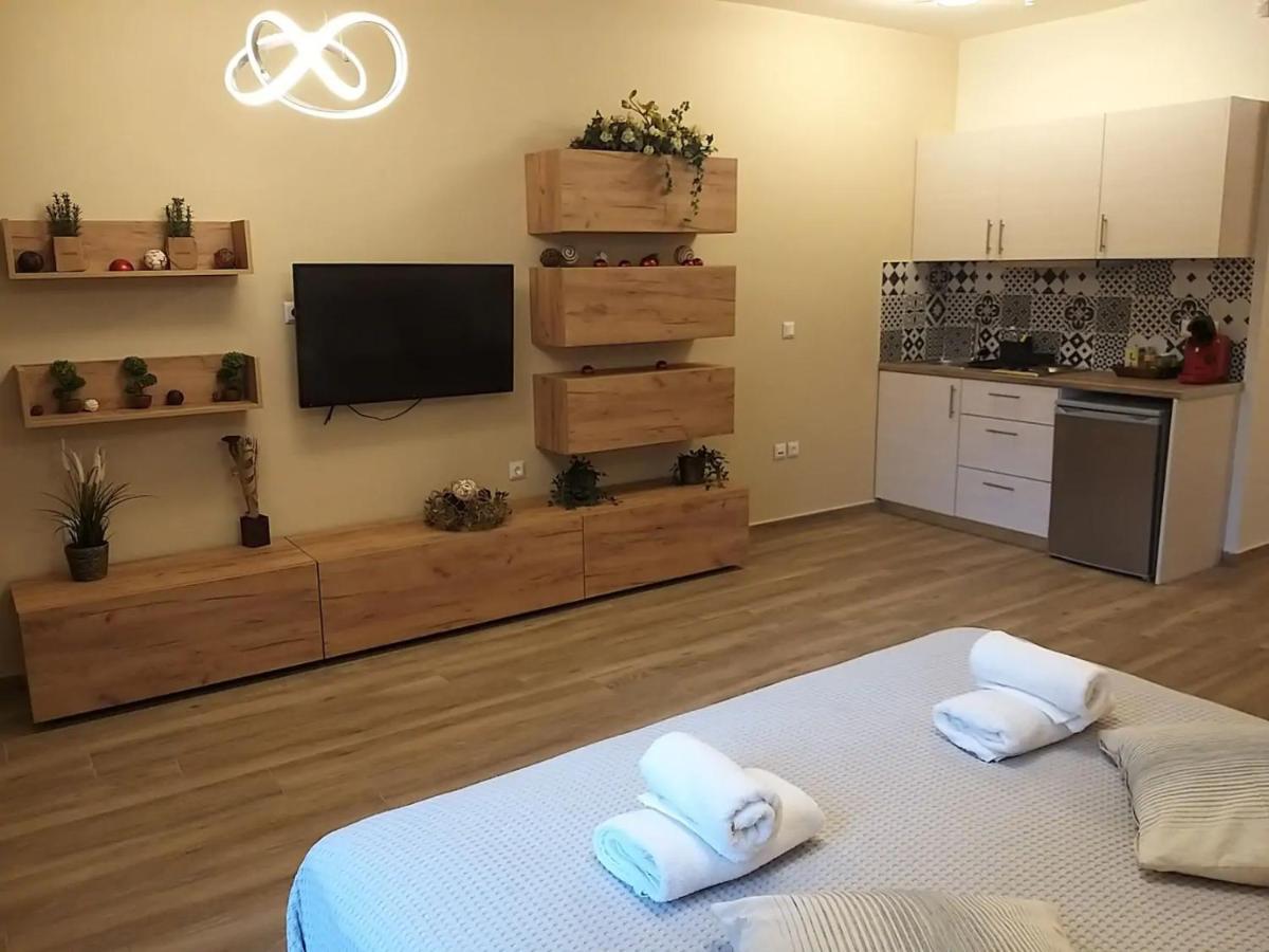 Amazing @ Monastiraki Subway Station Apartment