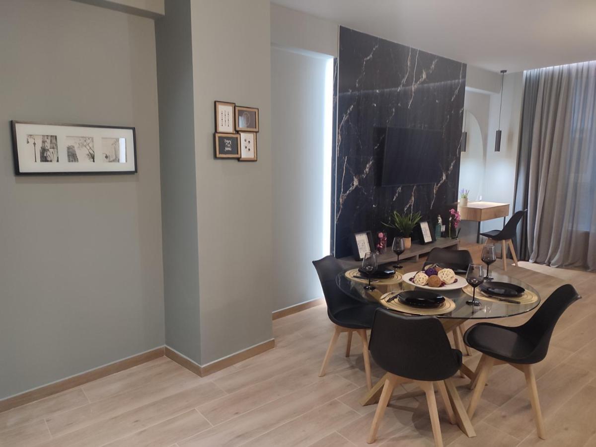 Apartment Amazing @ Monastiraki Subway Station