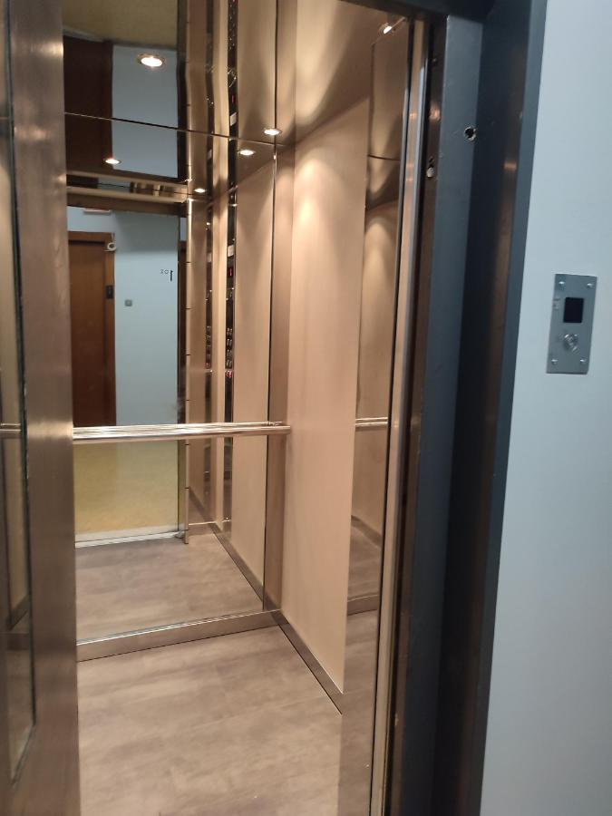 Amazing @ Monastiraki Subway Station Apartment Athen