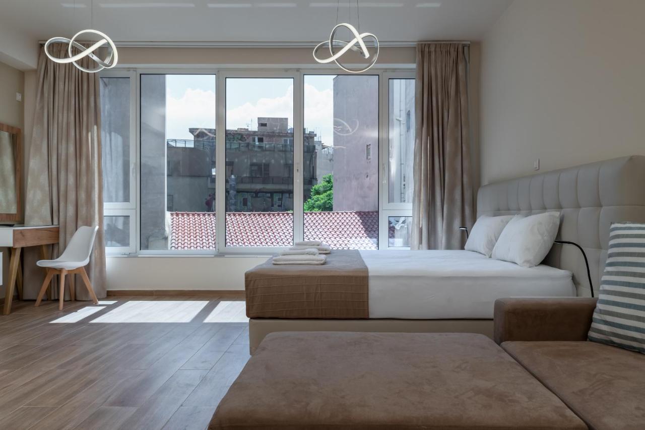 Amazing @ Monastiraki Subway Station Apartment *